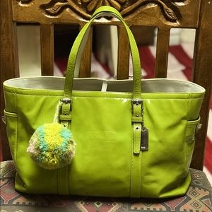 COACH GREEN PATENT LEATHER GALLERY TOTE + POM POM!